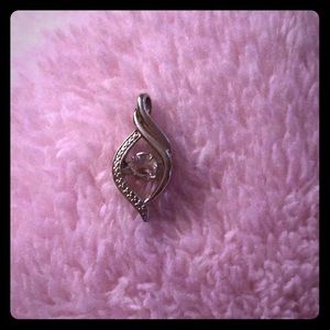 Kay jewelers always moving dimond necklace piece